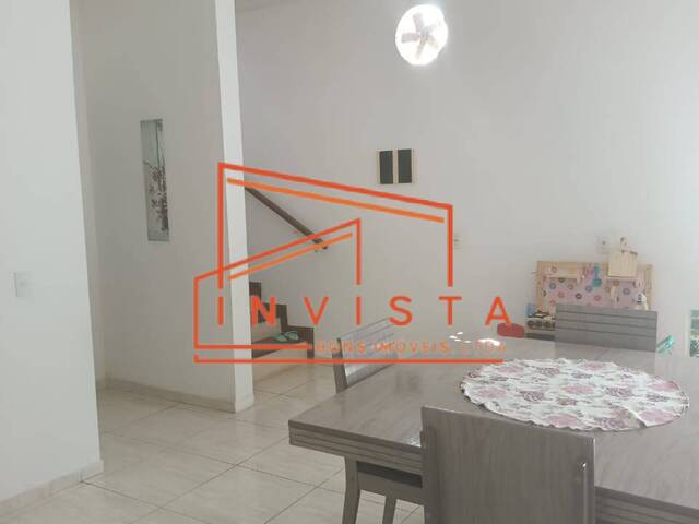 Casa para Venda em Caraguatatuba - 2