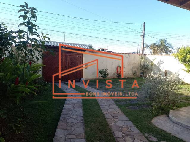 Casa para Venda em Caraguatatuba - 2