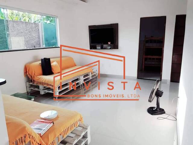 Casa para Venda em Caraguatatuba - 2