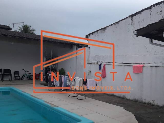 Casa para Venda em Caraguatatuba - 2