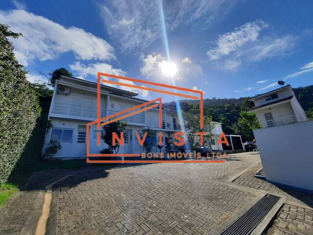 Sobrado para Venda em São Sebastião - 3