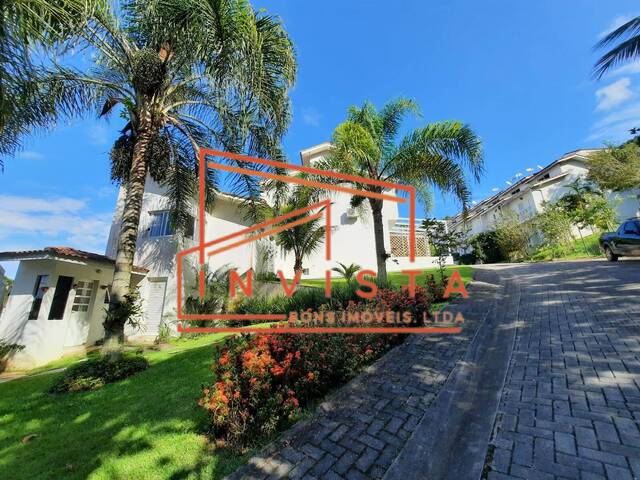 Sobrado para Venda em São Sebastião - 2