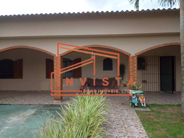 Casa para Venda em Caraguatatuba - 2