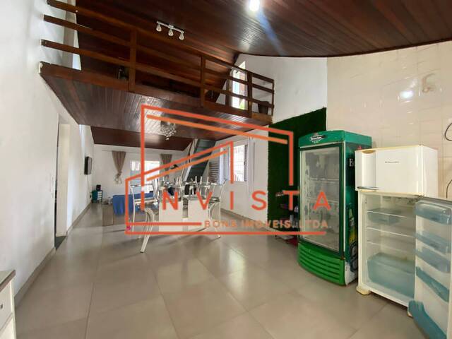 Casa para Venda em Caraguatatuba - 2