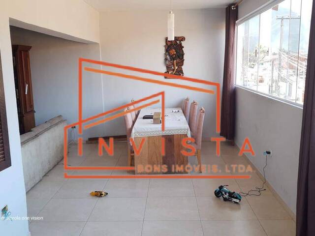 Casa para Venda em Caraguatatuba - 2