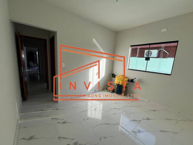 #952 - Casa para Venda em Caraguatatuba - SP