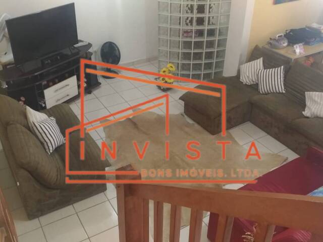 Sobrado para Venda em Caraguatatuba - 5
