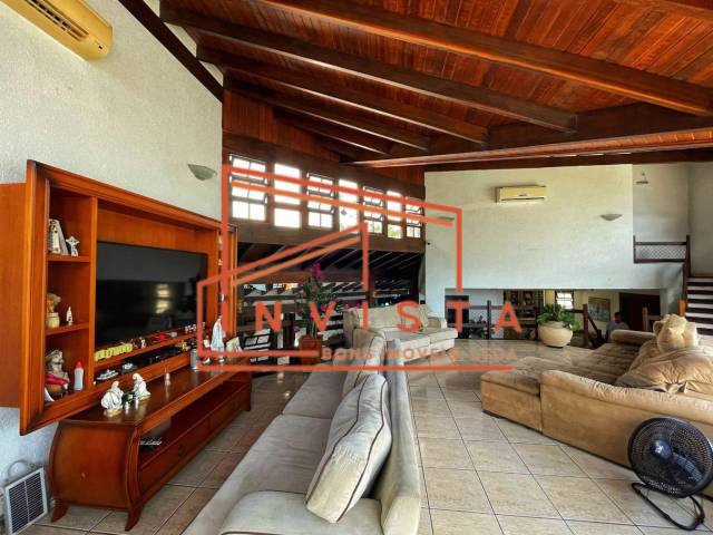 #1070 - Sobrado para Venda em Caraguatatuba - SP