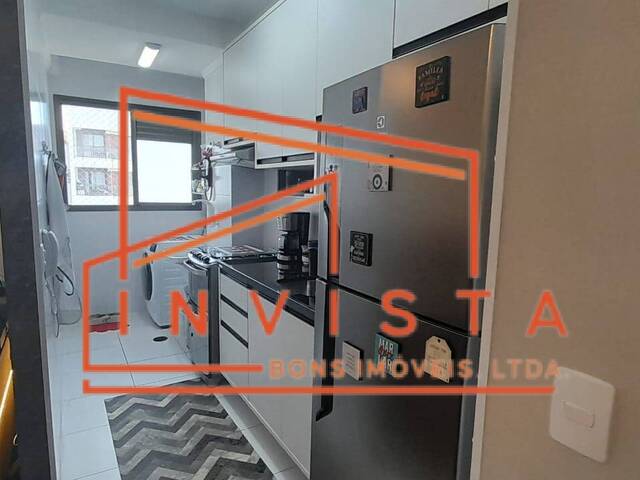 Apartamento para Venda em Caraguatatuba - 2