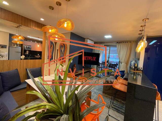 Apartamento para Venda em Caraguatatuba - 2