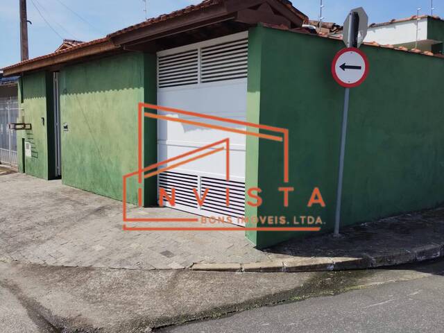 Casa para Venda em Caraguatatuba - 2