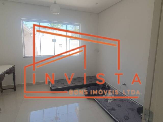 Casa para Venda em Caraguatatuba - 2