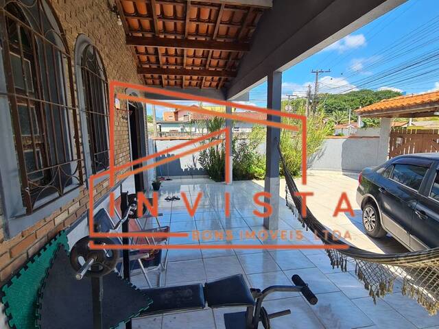 Casa para Venda em Caraguatatuba - 2