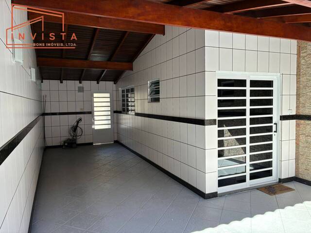 Casa para Venda em Caraguatatuba - 5