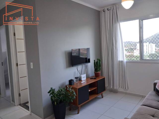 Apartamento para Venda em Caraguatatuba - 2