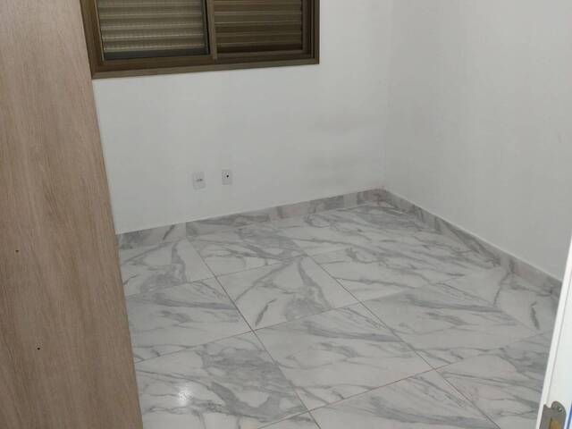 Apartamento para Venda em Caraguatatuba - 3