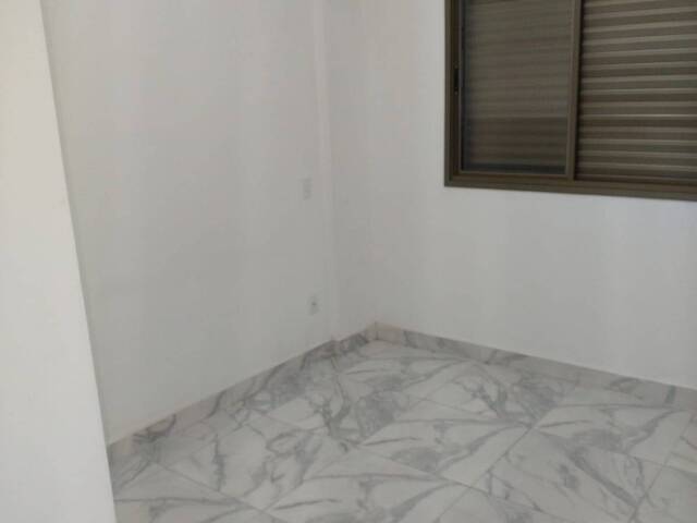 Apartamento para Venda em Caraguatatuba - 4