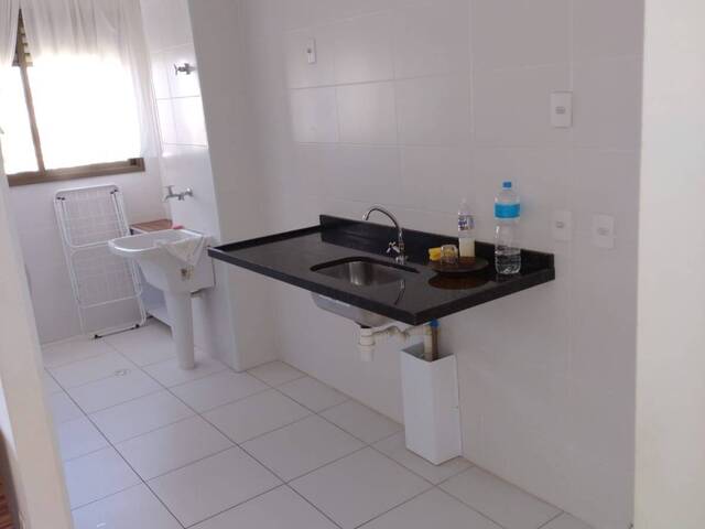 Apartamento para Venda em Caraguatatuba - 2
