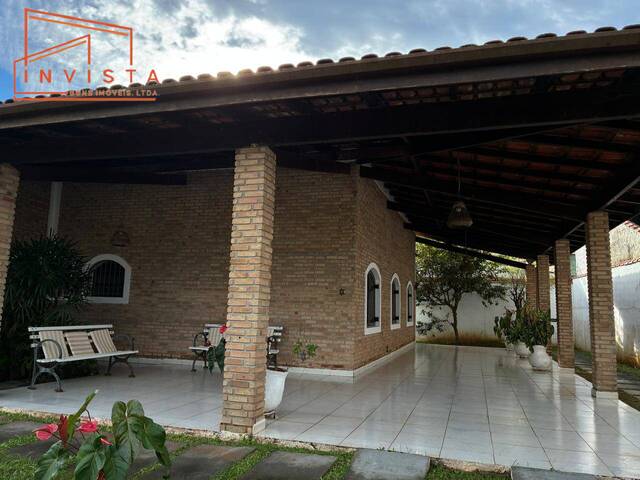 Casa para Venda em Caraguatatuba - 2