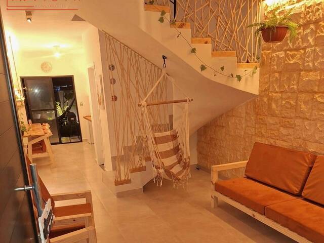 Casa para Venda em Caraguatatuba - 2