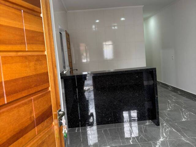Casa para Venda em Caraguatatuba - 4