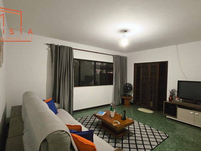 Casa para Venda em Caraguatatuba - 2