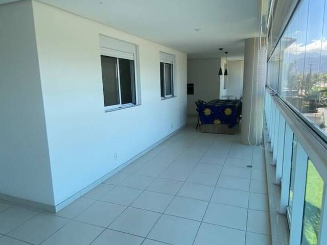 Apartamento para Venda em Caraguatatuba - 3