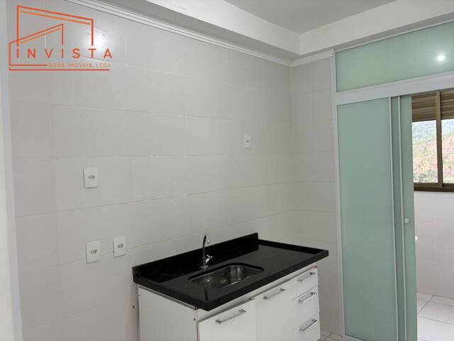 Apartamento para Venda em Caraguatatuba - 2