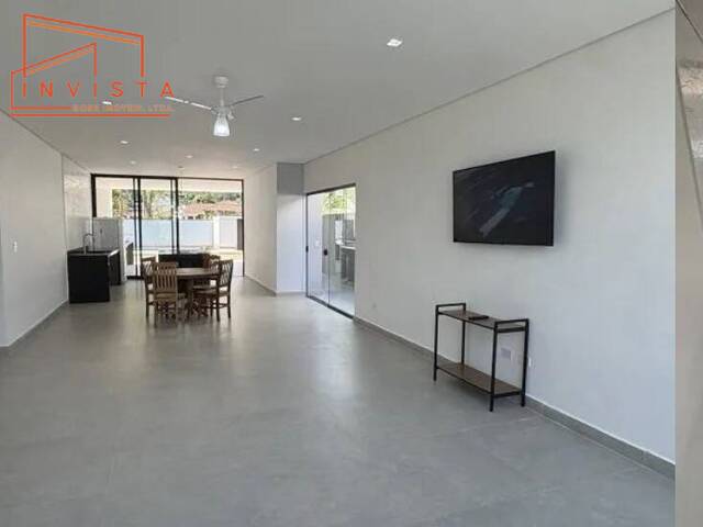 Apartamento para Venda em Caraguatatuba - 3