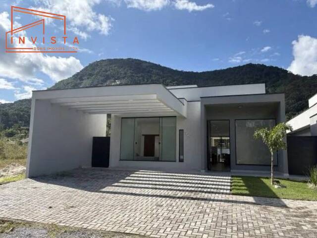 Apartamento para Venda em Caraguatatuba - 2