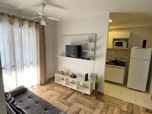 Apartamento para Venda em Caraguatatuba - 2