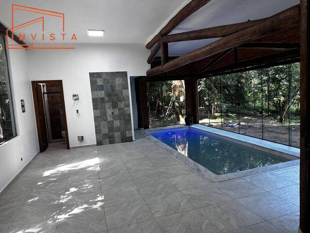 Casa para Venda em Caraguatatuba - 2