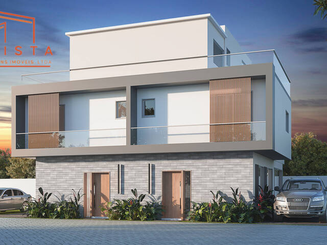 #1321 - Casa para Venda em São Sebastião - SP
