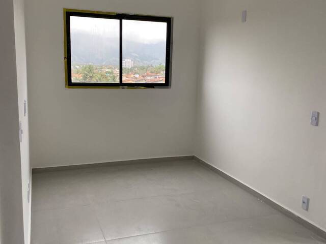 Apartamento para Venda em Caraguatatuba - 5