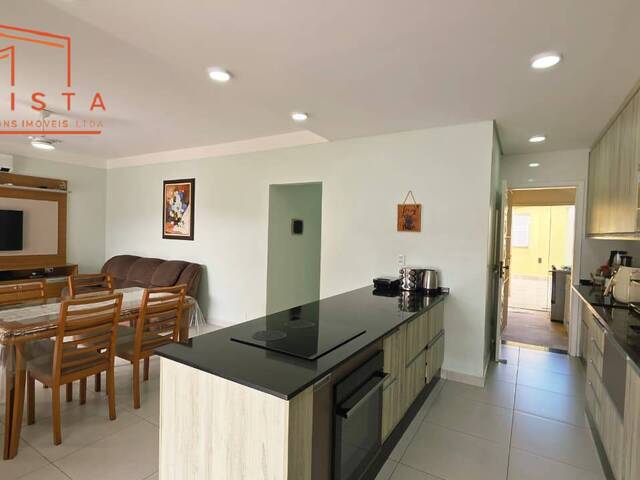 Casa para Venda em Caraguatatuba - 5